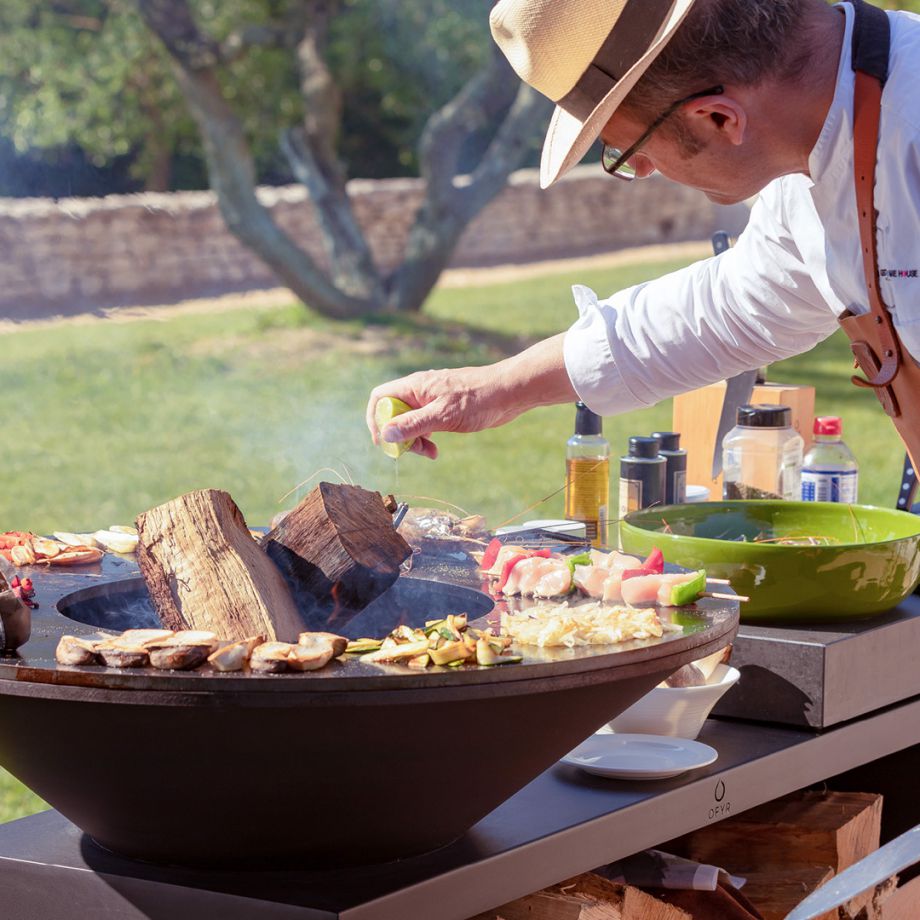 BARBECUE OFYR ISLAND CERAMIC BLACK OIB-85-CD